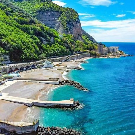شقة Il Rifugio Di Pozzano كاستيلاّماري دي ستا المظهر الخارجي الصورة
